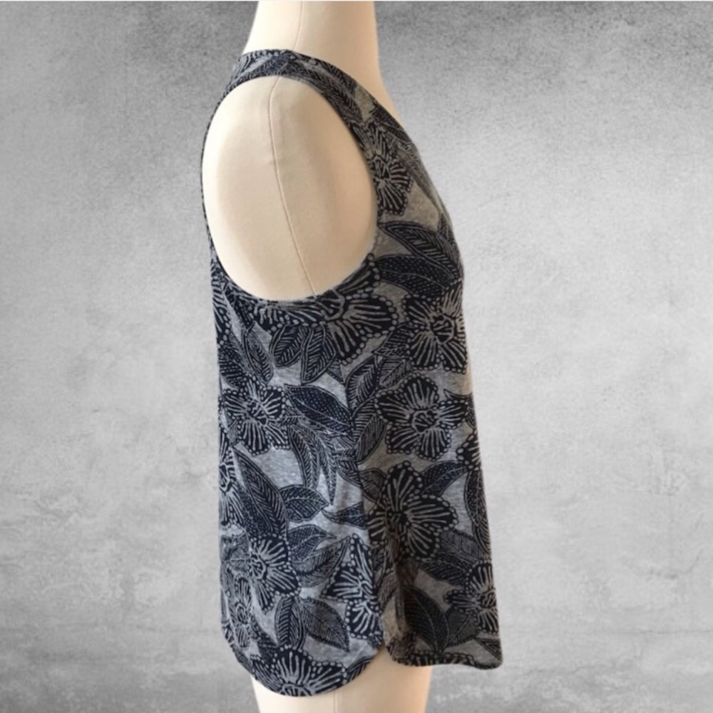 J. CREW Polynesian Floral Tank Top - Picture 5 of 7